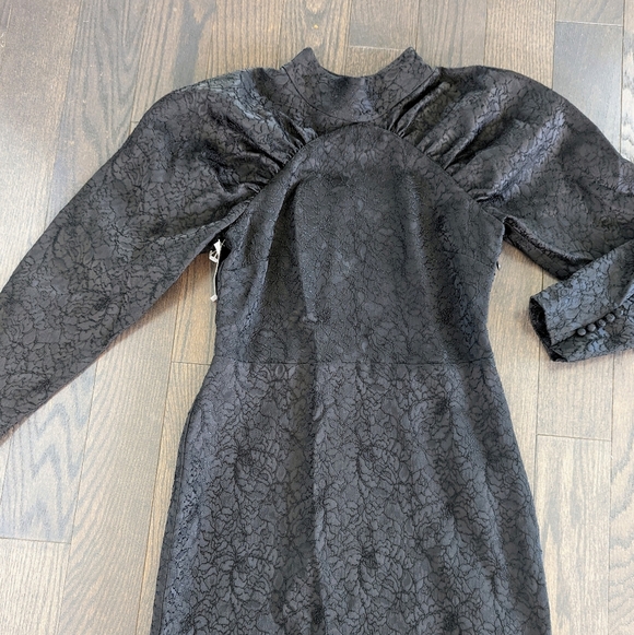 BNWT Aritiza Sangria Dress - Picture 3 of 14